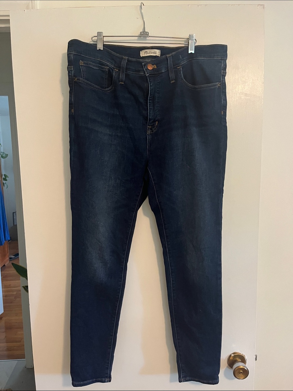 Madewell women’s midrise skinny jean size 33  - Slim Fit
